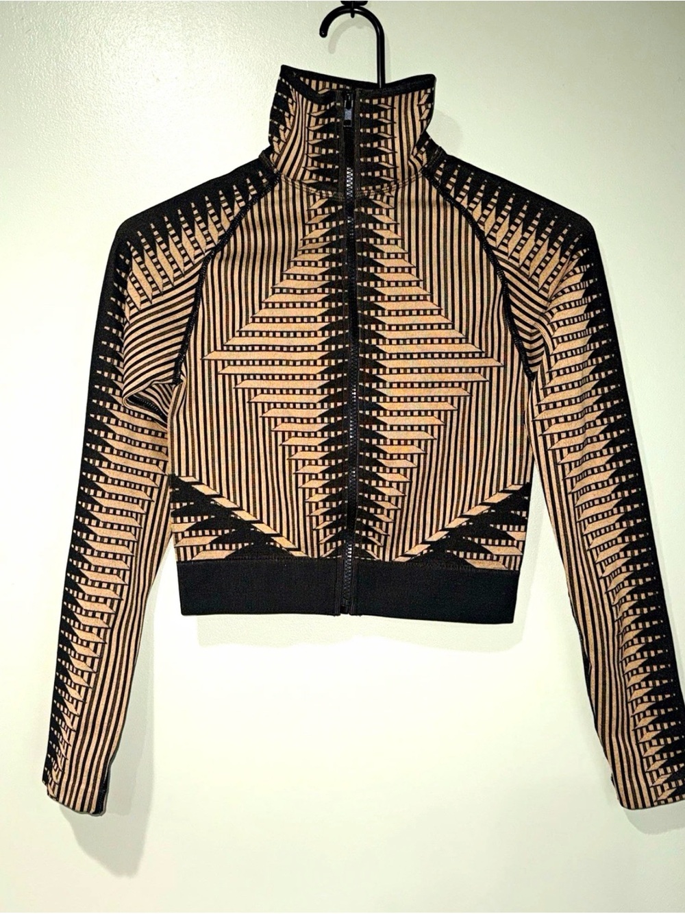 Geometric Zip-Front Women's Jacket in Black and Nude